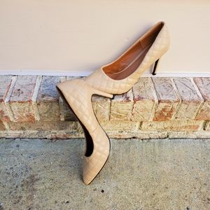 Taupe Quilt-like Pump